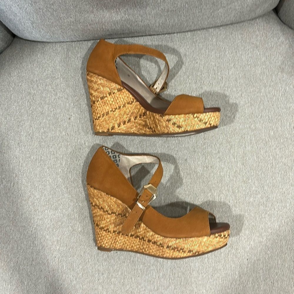 Anthropologie brand Matt Bernson Platform Sandals sz 8